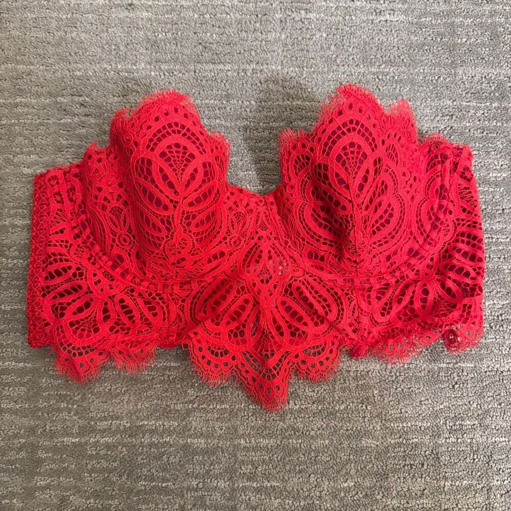 Victorias Secret Dream Angels Holiday 2016 Red Strapless Lace Bra 36C